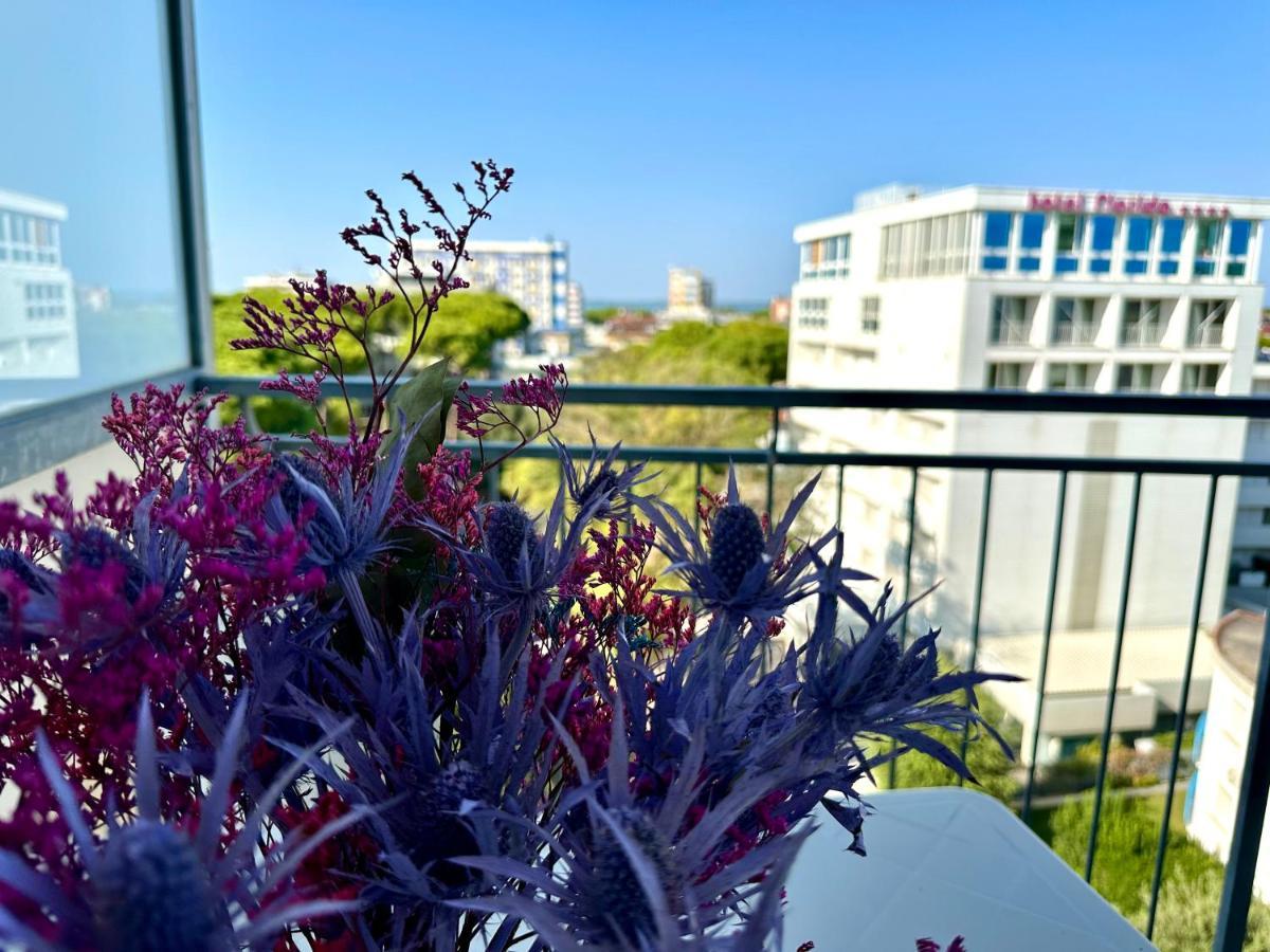 Beach Front Apartment Sabbiadoro Lignano Sabbiadoro Eksteriør billede